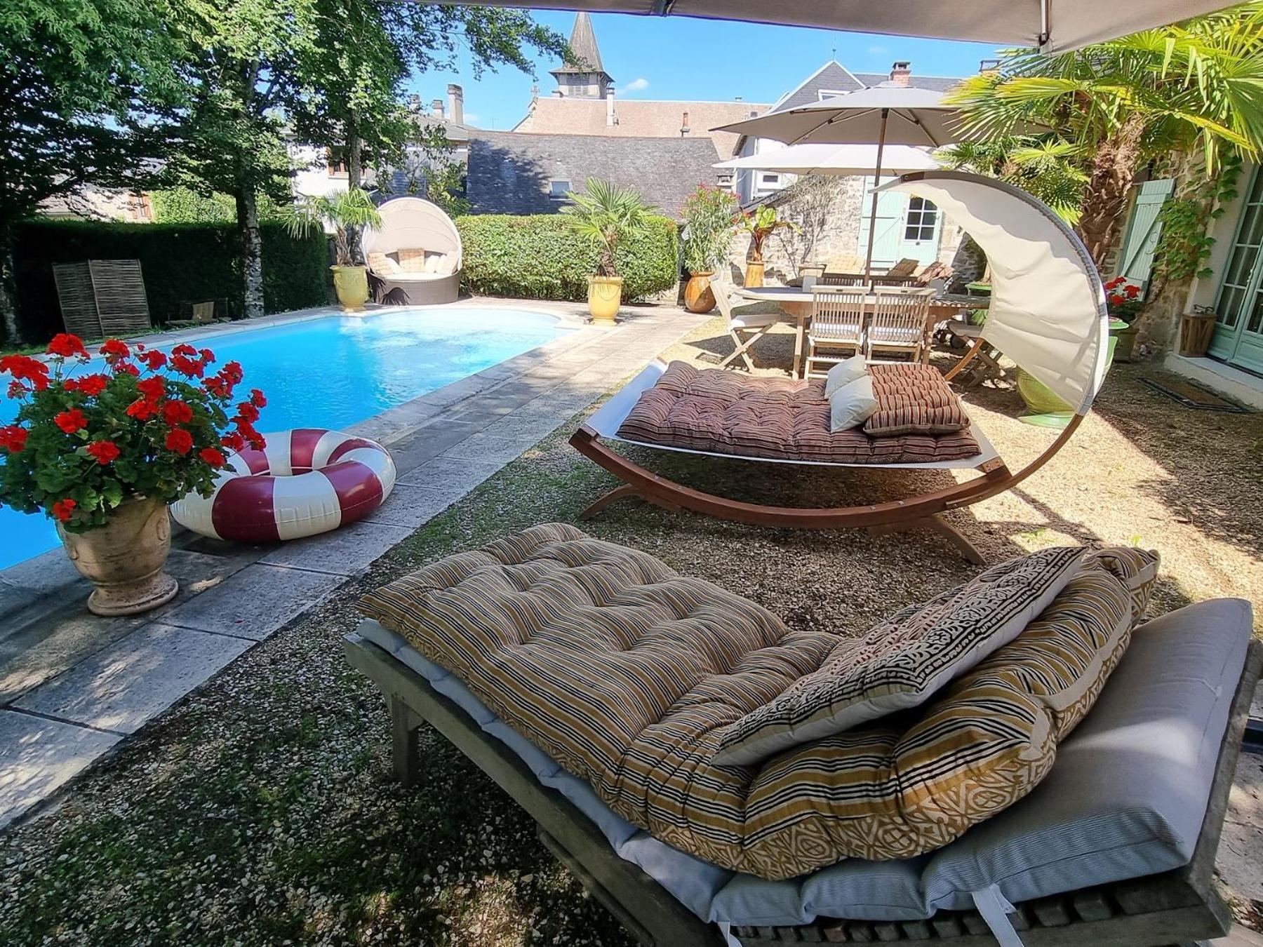 Maison D'Hotes Les Jardins Saint Eloi Le Lonzac Exteriér fotografie