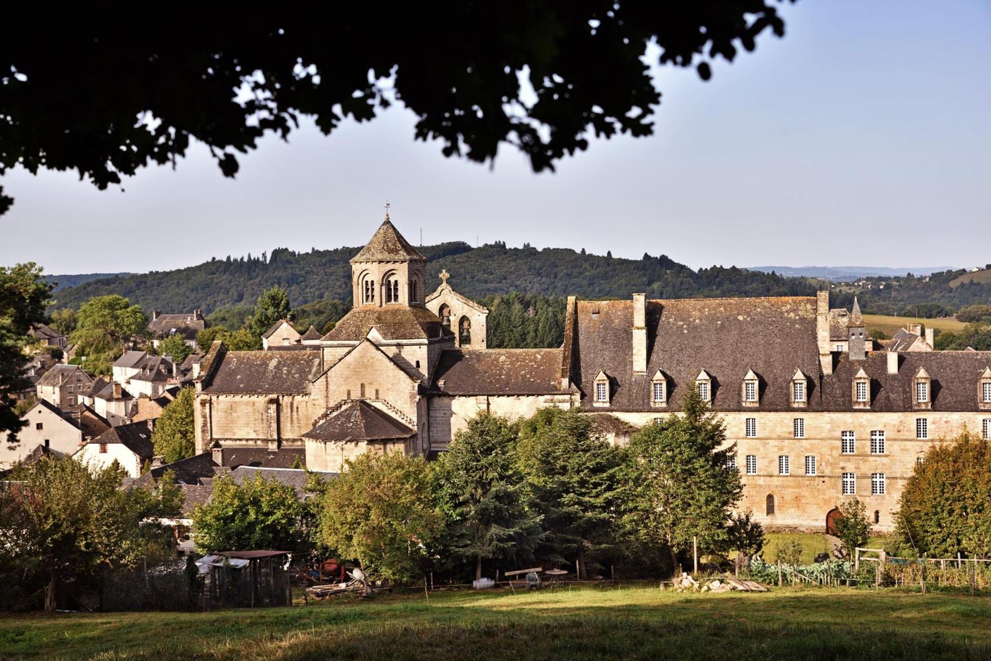 Maison D'Hotes Les Jardins Saint Eloi Le Lonzac Exteriér fotografie